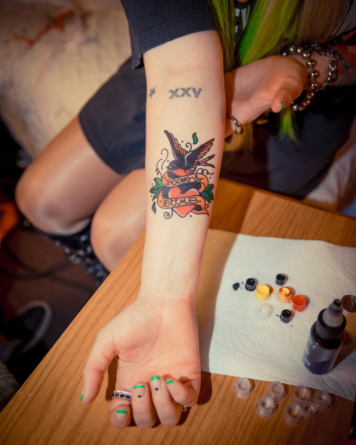 Avril Lavigne - Young & Dumb Temporary Tattoo